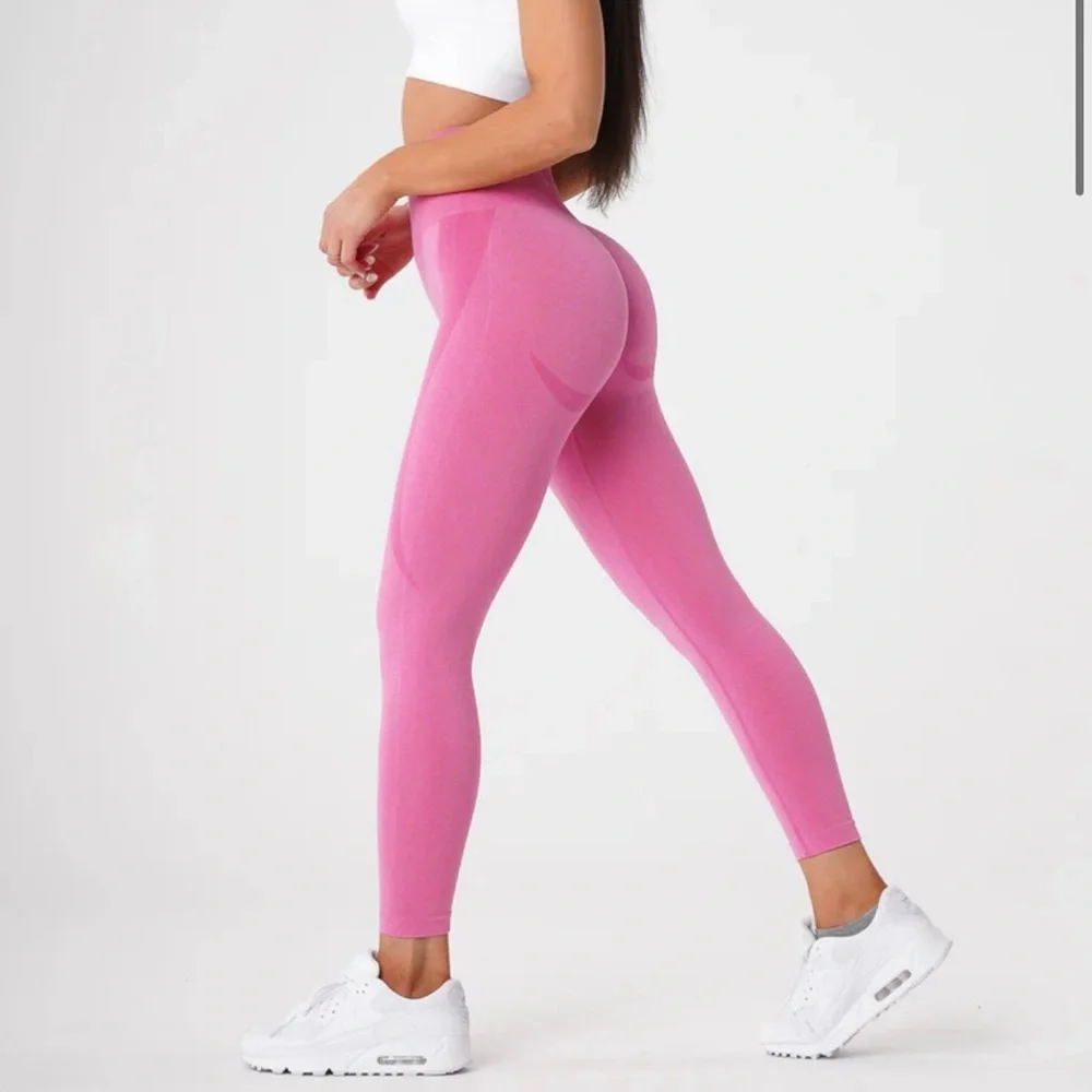 NVGTN Bubble Gum Pink Contour Seamless Leggings💕💗 - Picture 11 of 12